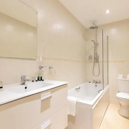 דירה Red Lea With Pool And