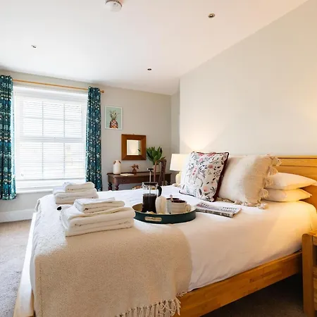 Red Lea With Pool & Access Scarborough