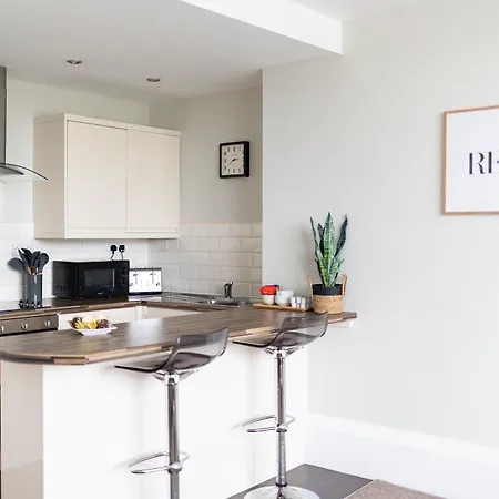 Red Lea With Pool & Access Daire