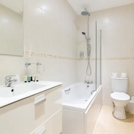 דירה Red Lea With Pool And