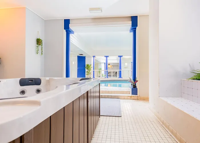 Red Lea With Pool & Access Appartement Scarborough