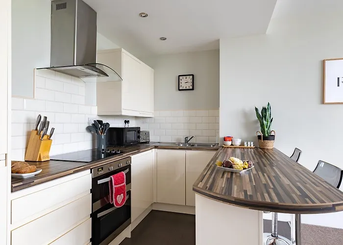 Red Lea With Pool & Access * Scarborough