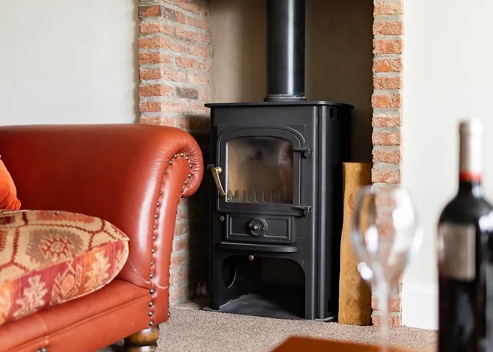 Red Lea With Pool & Access