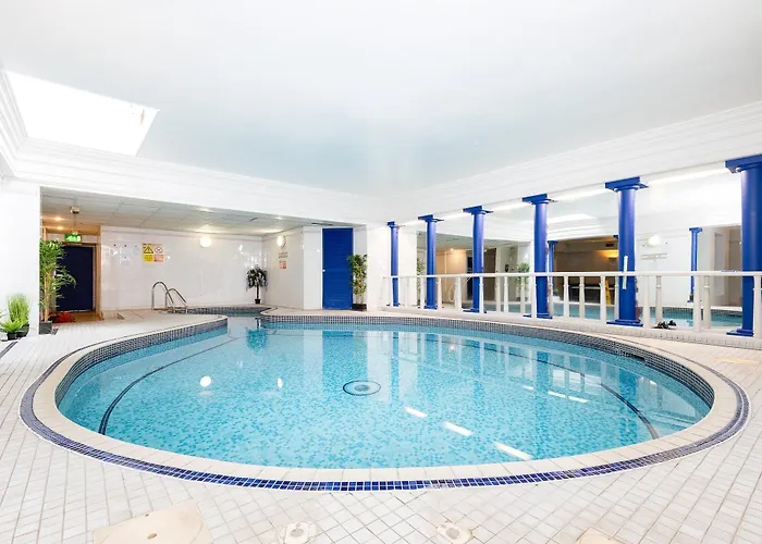 Red Lea With Pool & Access *