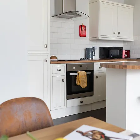 Red Lea With Pool & Access * Scarborough